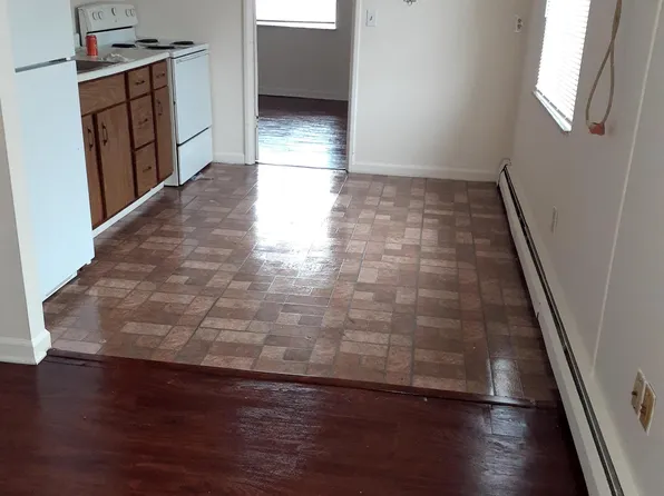 2897 Harrison Avenue - 12