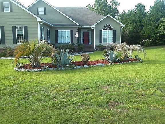 2nd image of 4637 Pine Hollow Dr