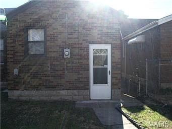 3rd image of 7157 W Florissant Ave