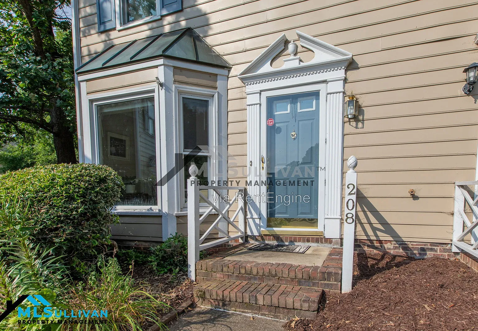 2 bed, 2.5 bath, 1348 sqft, $1,845 — Photo 3