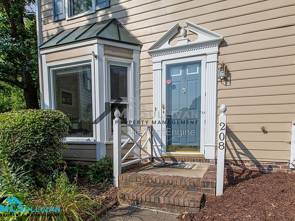 3rd image of 208 Standish Dr