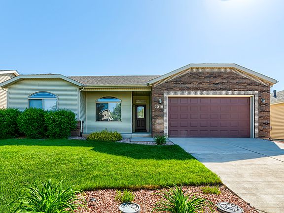 4th image of 3318 Costanita St