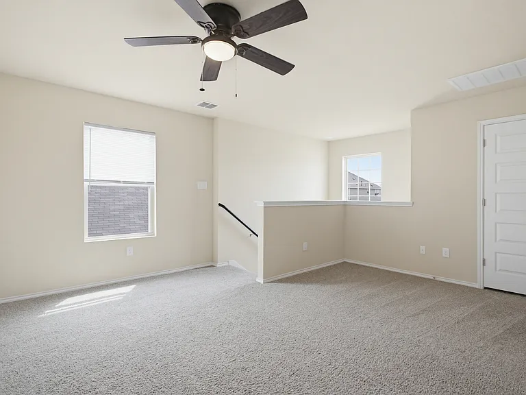 2038 Chelsea Grv — Photo 11