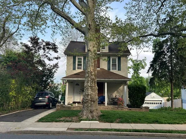 303 Runnymede Ave, Jenkintown, PA 19046