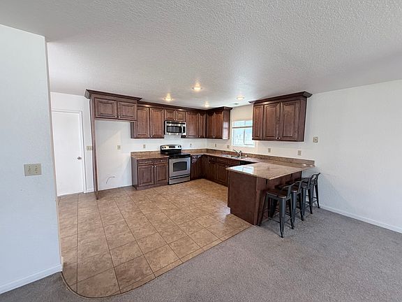 4th image of 1405 7th St