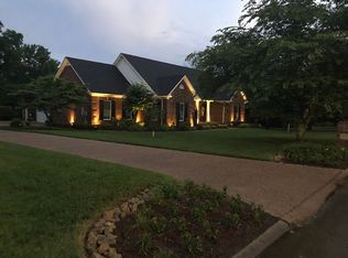 1149 Inneswood Dr, Gallatin, TN 37066