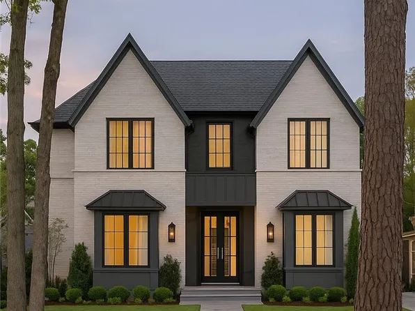 722 W Central Ave, Bentonville, AR 72712