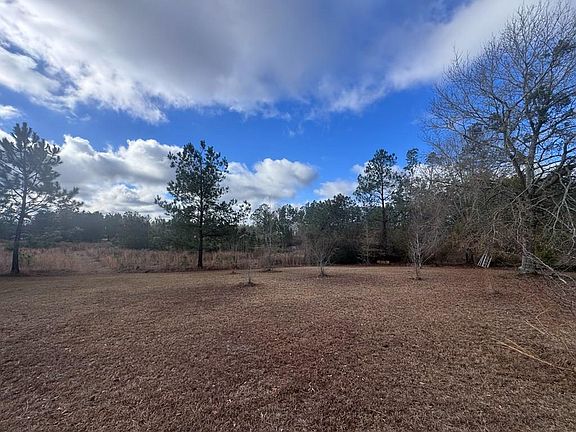 4th image of 27 Ernest Carter Rd