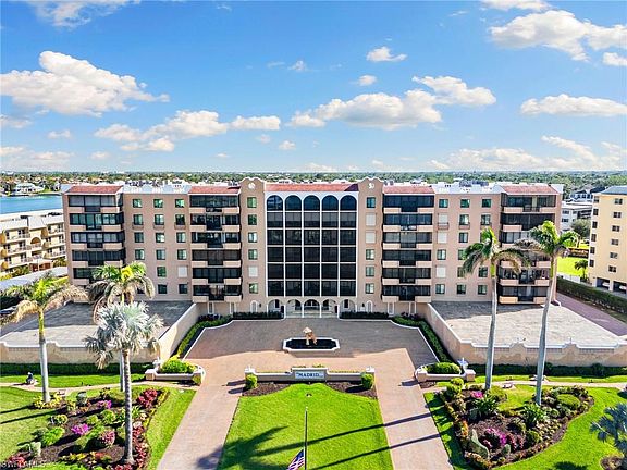 2nd image of 3430 Gulf Shore BLVD N #2B