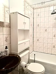 Rented by Apple Exclusive Realty Inc