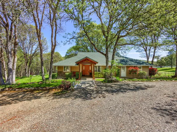 7849 Old Stage Rd, Central Point, OR 97502