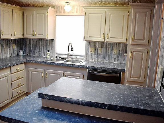 4th image of 28227 River Run Dr