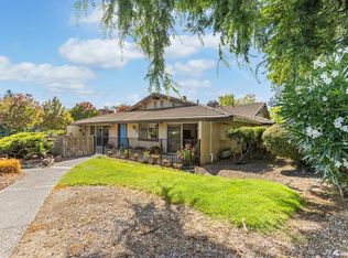 411 Las Casitas Way #A, Santa Rosa, CA 95403