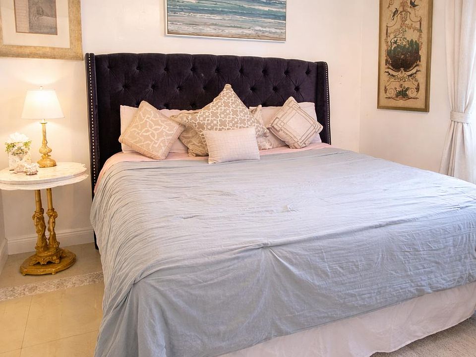 King room with natural light, clean and comfortable