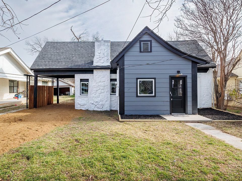 1st image of 1610 1st St