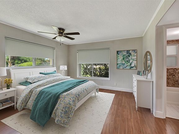 5th image of 2860 NE 14th St Causeway #109D