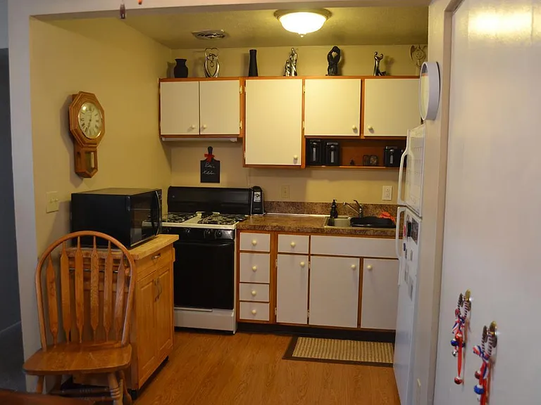Willo Vu Apartments of Eastlake — Photo 7