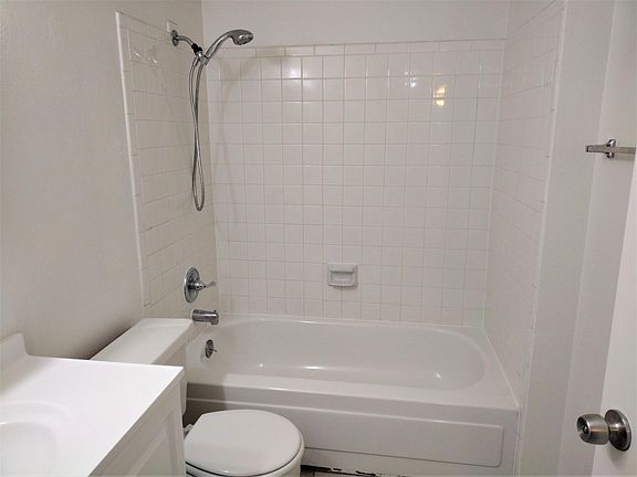 5th image of 2601 W Broadway Blvd N #N-285