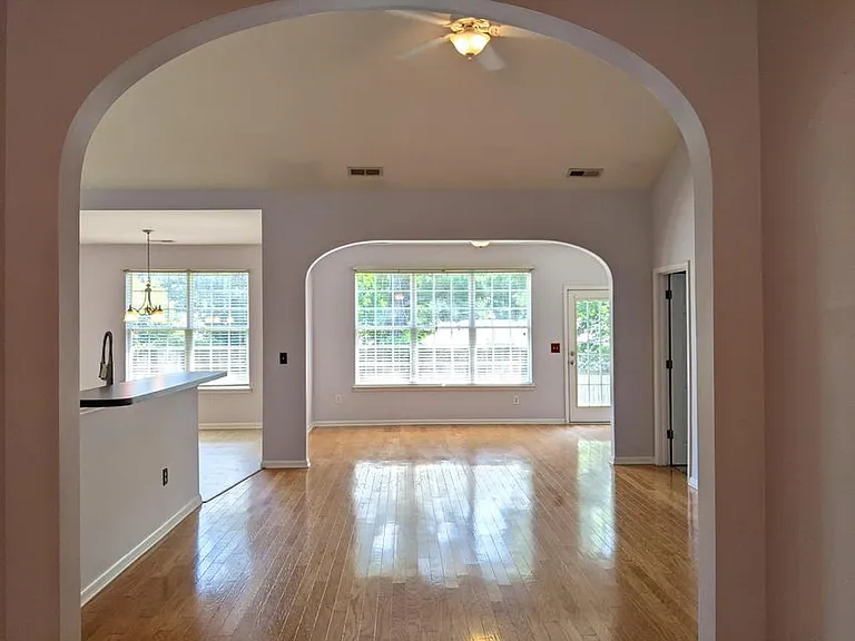 8836 Jenny Lind St — Photo 2