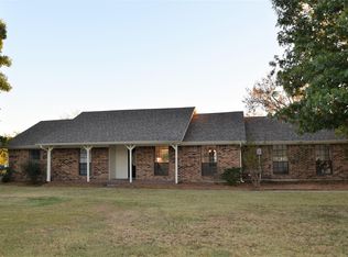 510 Woodcreek Dr, Princeton, TX 75407