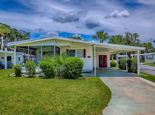 299 Country Club Blvd, Eustis, FL 32726