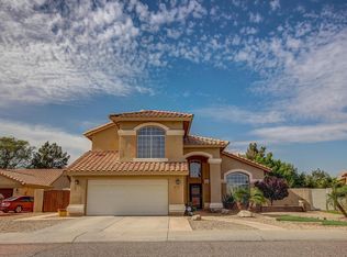 7220 W Los Gatos Dr, Glendale, AZ 85310