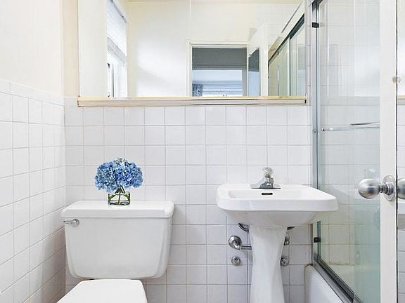5th image of 1401 York Ave #4G