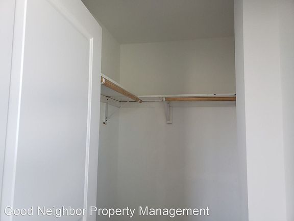3rd image of 10960 Avalon Blvd #10013012