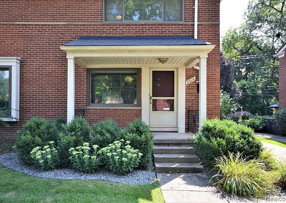 1st image of 2614 Oliver Rd