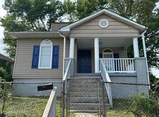 913 W Scott Ave NW, Knoxville, TN 37921