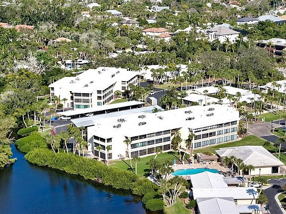 4th image of 199 WHISPERING SANDS DRIVE #204