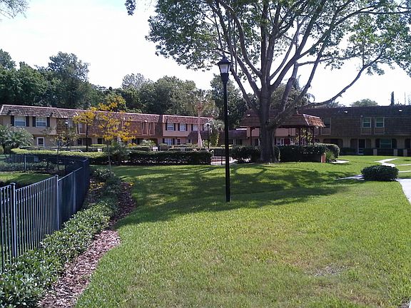 2nd image of 3104 Harrison Ave APT 32