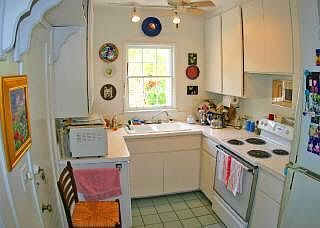 2nd image of 808 South St