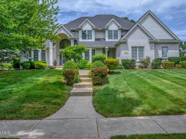26245 Seminary Rd, Perrysburg, OH 43551