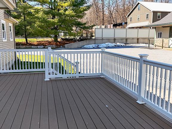 5th image of 5763 Northeimer Rd
