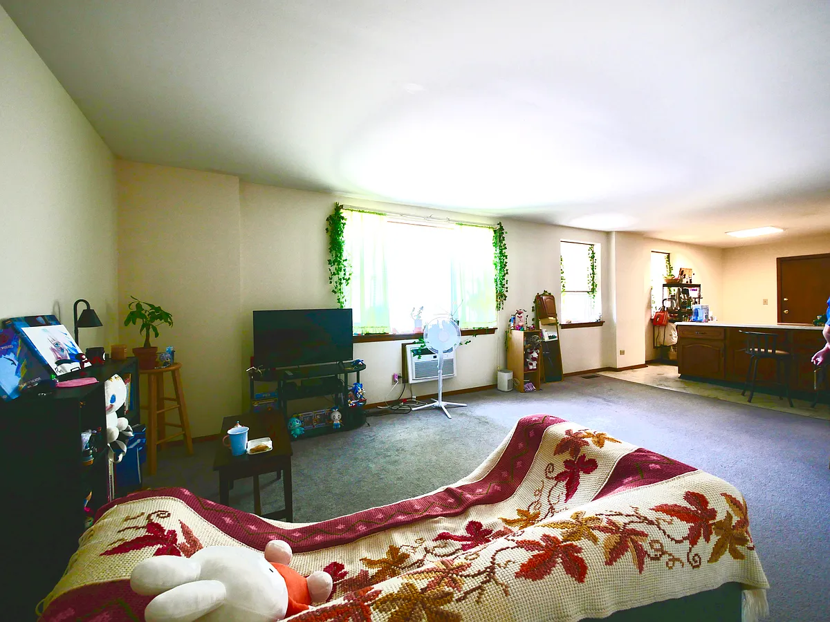 Building Photo - 447 W 31st St #2