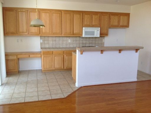 2nd image of 2912 Rebecca Dr