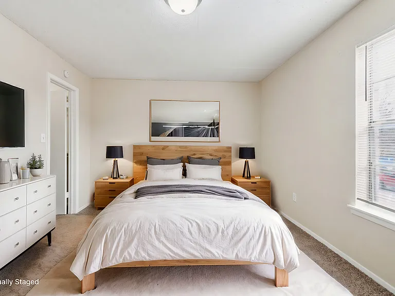 Bear Creek Apartments — Photo 15