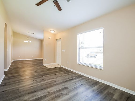 4th image of 1855 Braddock Ave