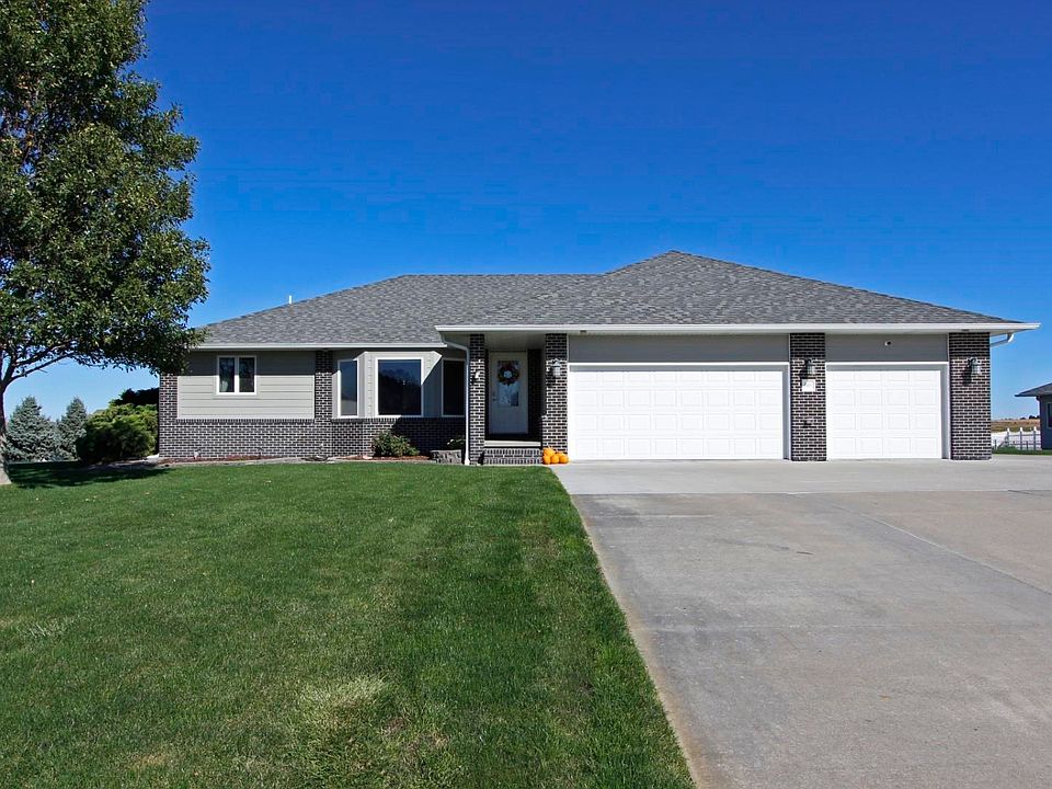 1st image of 9497 S Sierra Dr