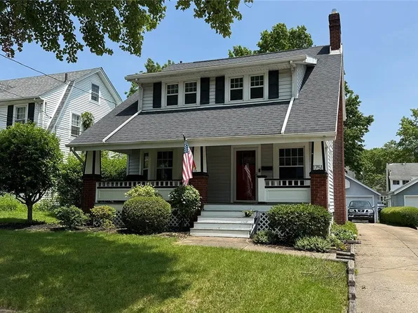 1751 12th St, Cuyahoga Falls, OH 44223