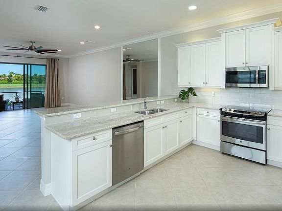 4th image of 13351 Silktail Dr