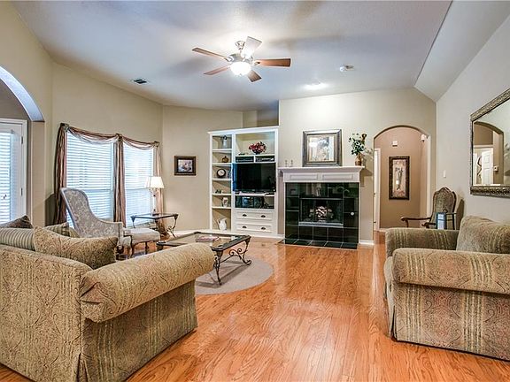 4th image of 7712 Saint Stephens Sq