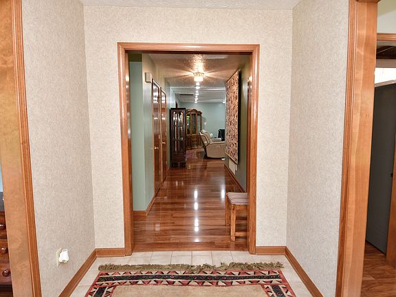4th image of 3324 E Loretta Dr