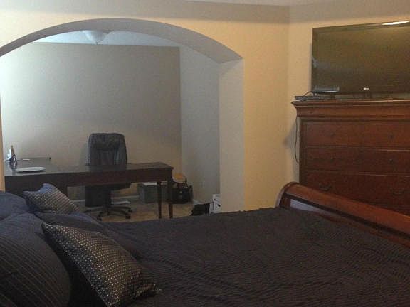 3rd image of 327 Welbeck Pl