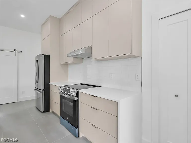 6192 Kambach St — Photo 18