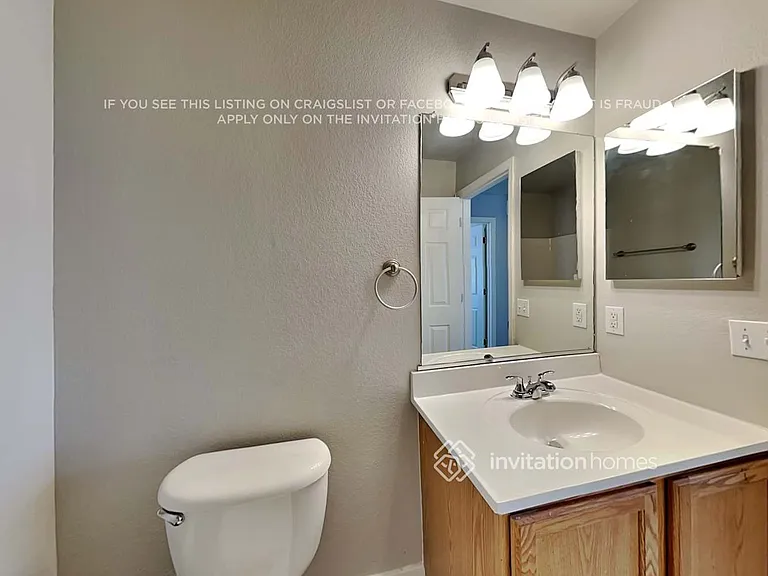 21380 E 40th Ave — Photo 15