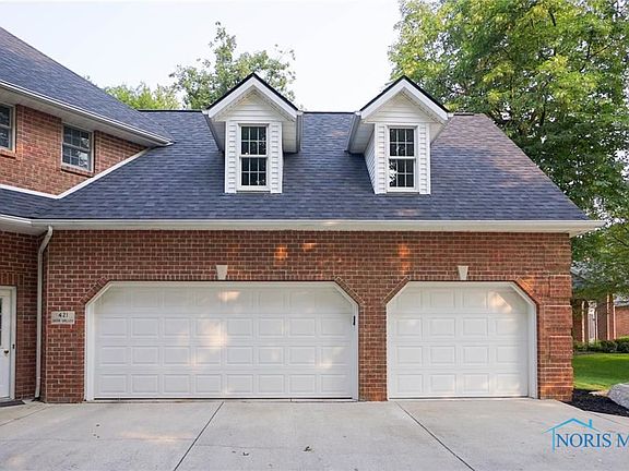 3rd image of 421 Deer Valley Ln