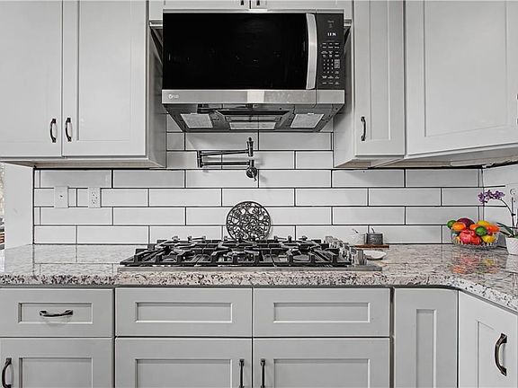 4th image of 6442 Ford Rd