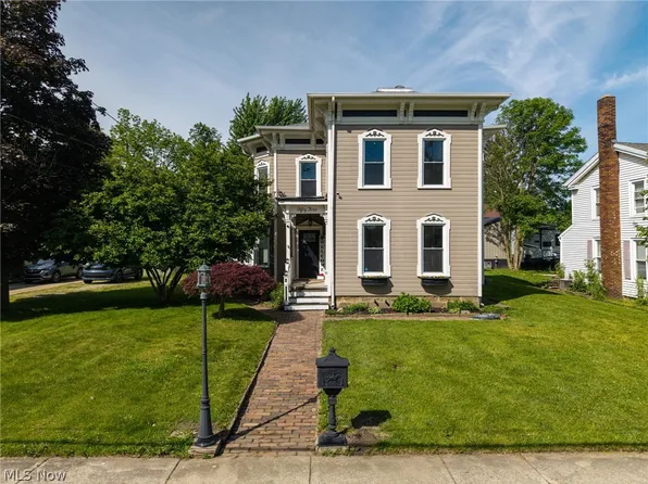 53 N Pleasant St, Norwalk, OH 44857